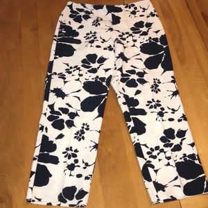 Lauren Ralph Lauren White & Navy Floral Cropped 10
